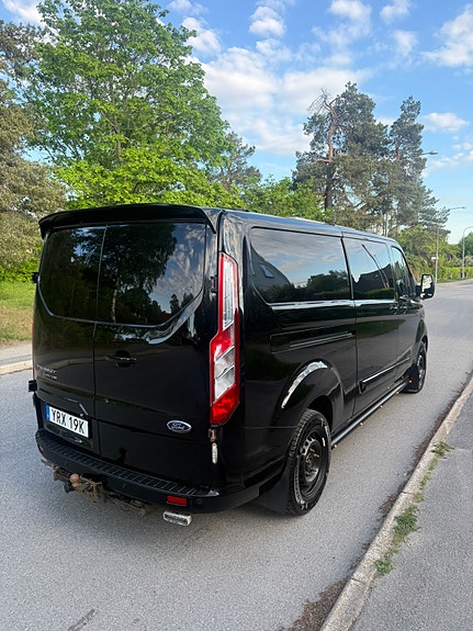 Ford Transit Custom 4 of 8