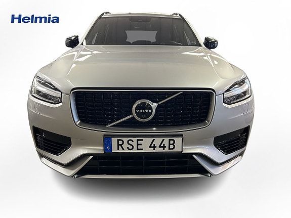 Volvo XC90 3 of 5
