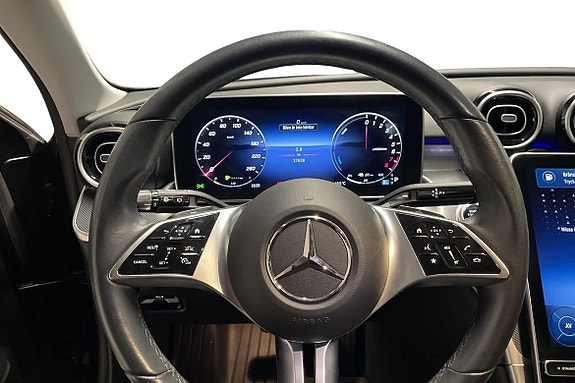 Mercedes-Benz C300 12 of 20