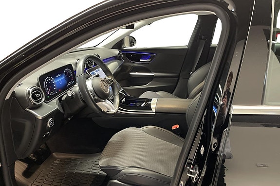 Mercedes-Benz C300 7 of 20