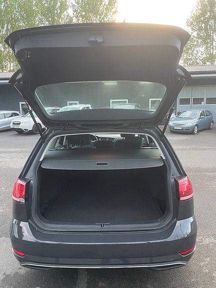 Volkswagen Golf I 14 of 24
