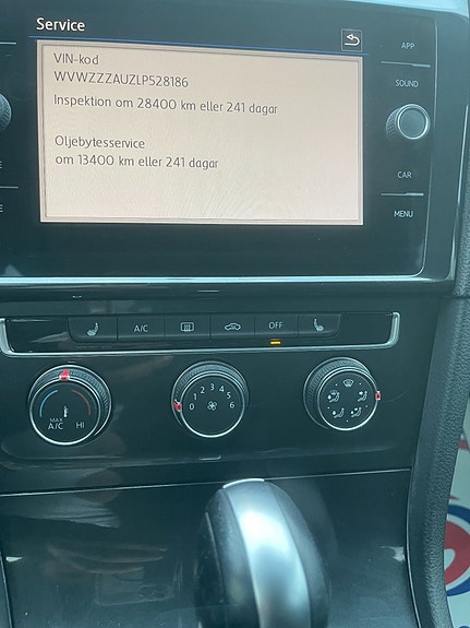 Volkswagen Golf I 21 of 24