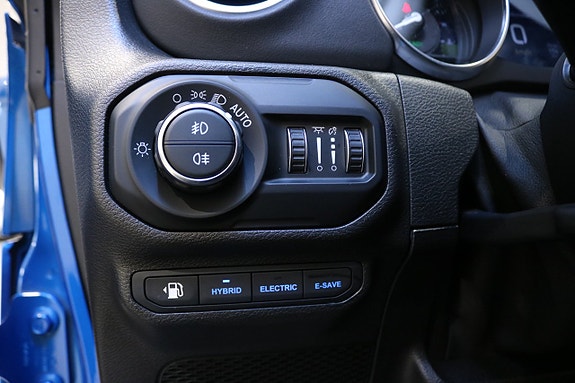 Jeep Wrangler Unlimited 28 of 28