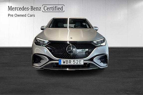 Mercedes-Benz EQE SUV 2 of 5