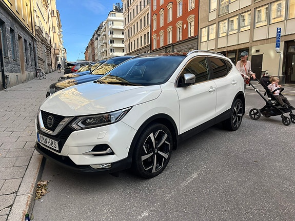 Nissan Qashqai 2 of 5