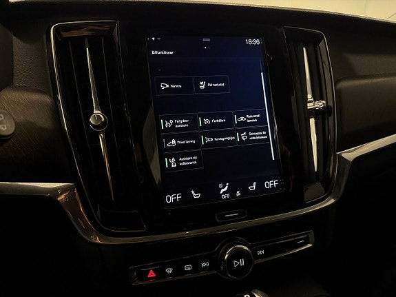 Volvo V90 Cross Country 16 of 25