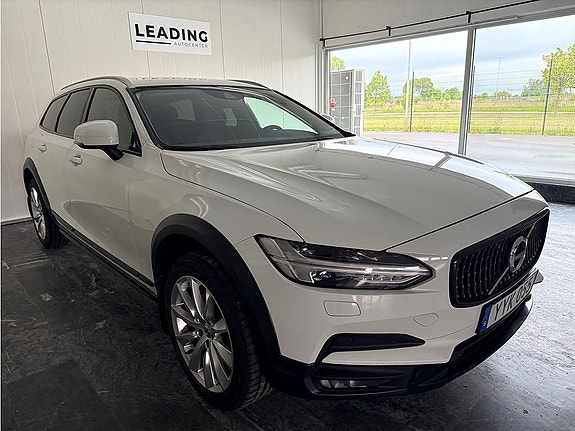 Volvo V90 Cross Country