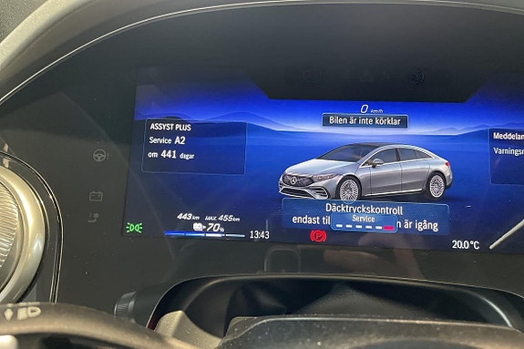 Mercedes-Benz EQS SUV 21 of 25