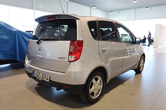 Mitsubishi Colt 5 of 5