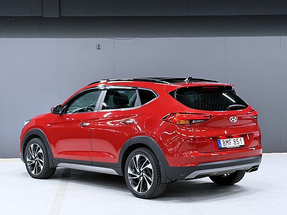 Hyundai Tucson 3 of 5