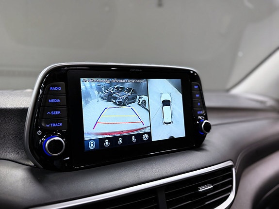 Hyundai Tucson 10 of 16
