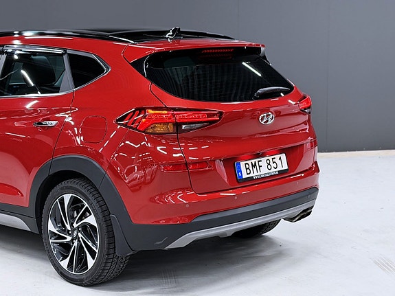 Hyundai Tucson 11 of 16