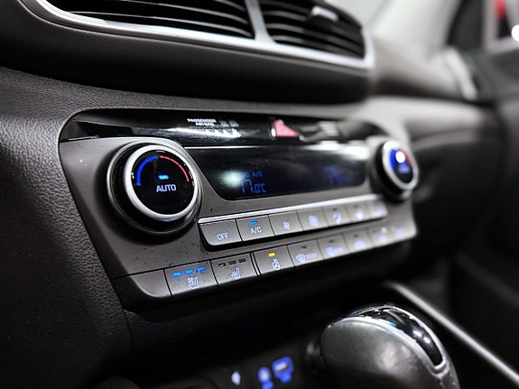 Hyundai Tucson 13 of 16