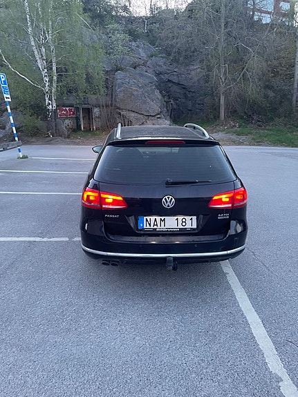 Volkswagen Passat 3 of 5