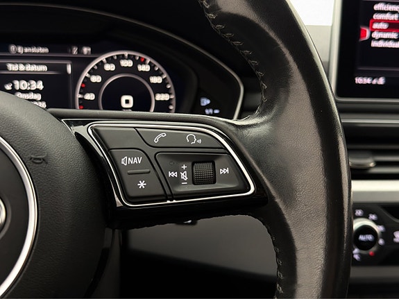 Audi A4 21 of 30