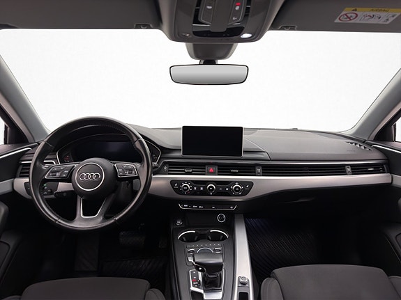 Audi A4 14 of 30