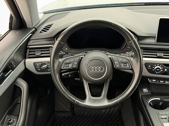 Audi A4 15 of 30