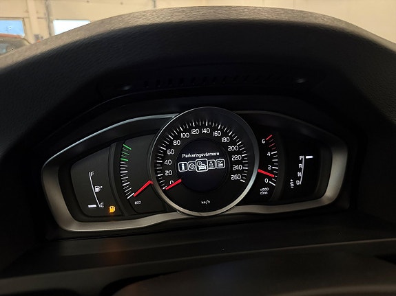 Volvo V60 18 of 24
