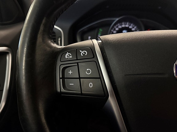 Volvo V60 13 of 24