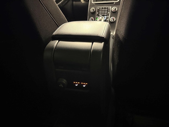 Volvo V60 23 of 24