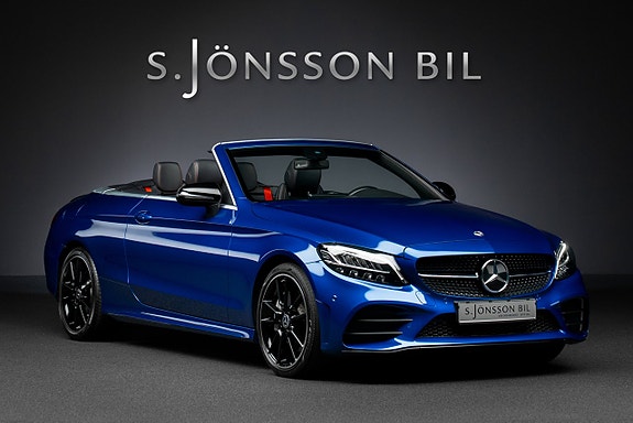 Mercedes-Benz C300 3 of 5