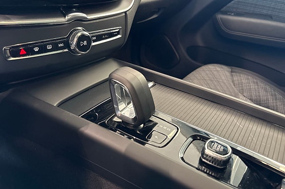 Volvo XC60 26 of 30