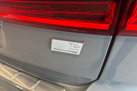 Volvo XC60 12 of 30