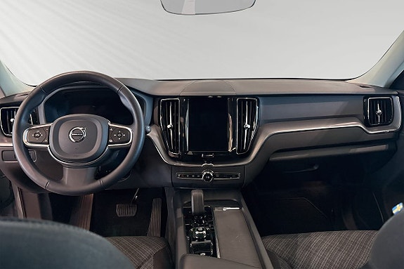 Volvo XC60 9 of 30