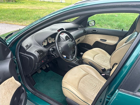 Peugeot 206 8 of 10