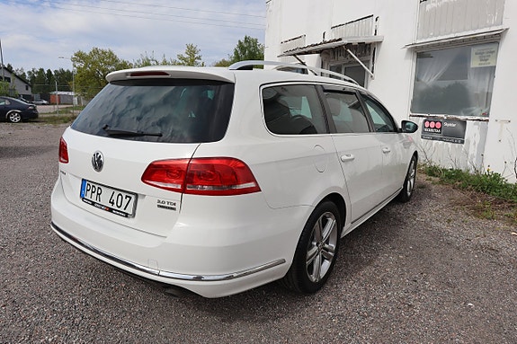 Volkswagen Passat 6 of 23