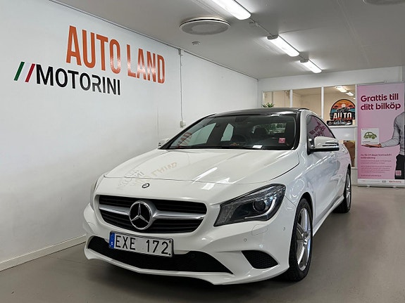 Mercedes-Benz CLA220 2 of 5
