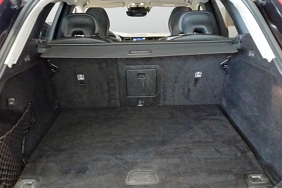 Volvo XC60 9 of 11