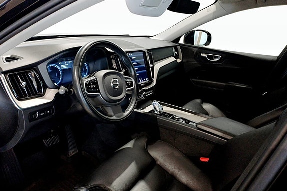 Volvo XC60 5 of 11