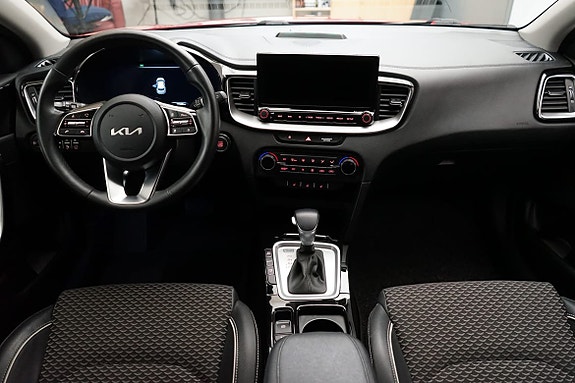 Kia XCeed 6 of 14