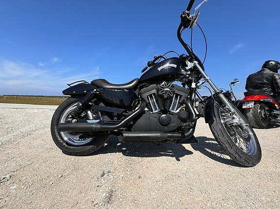 Harley-Davidson Sportster XL1200R 3 of 4