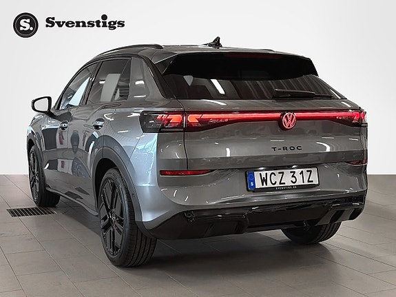 Volkswagen T-Roc 3 of 5