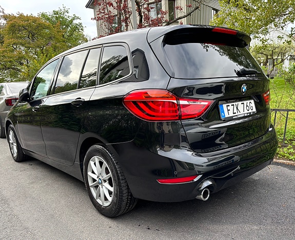 BMW 216i 5 of 28