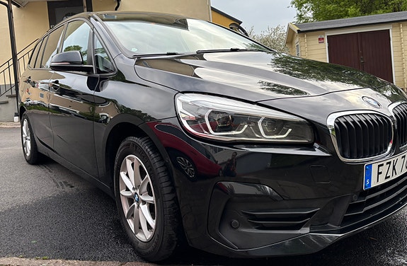 BMW 216i 10 of 28