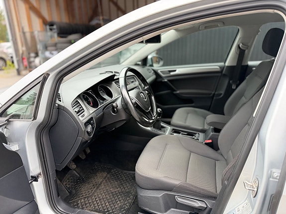 Volkswagen Golf-Serie 11 of 17