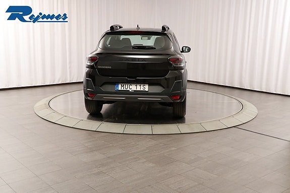 Dacia Sandero 16 of 23