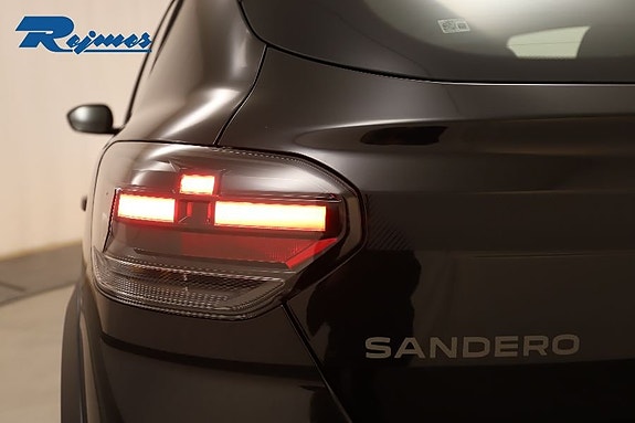 Dacia Sandero 15 of 23