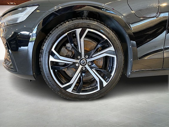 Volvo V60 9 of 14
