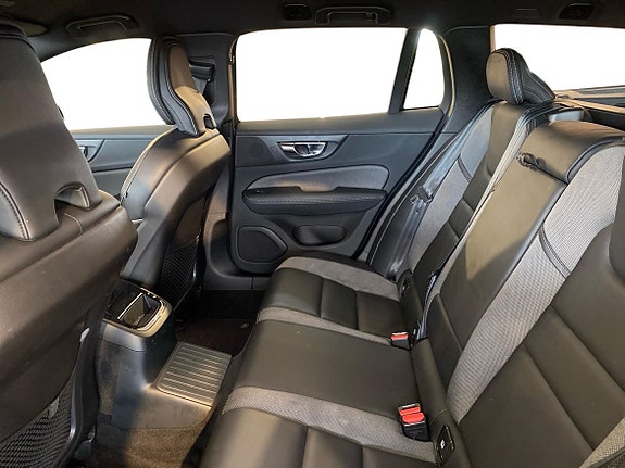 Volvo V60 6 of 14