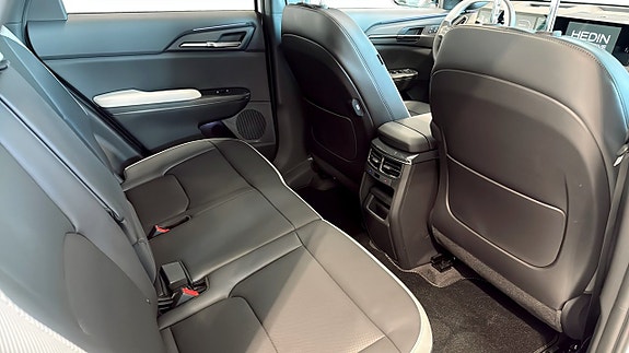 Kia EV5 12 of 19