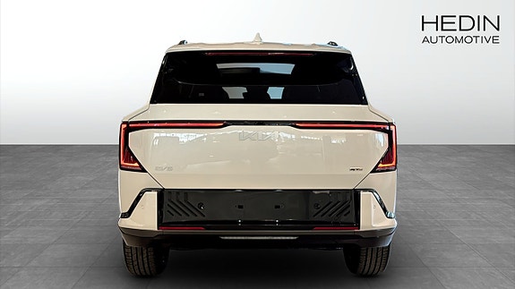 Kia EV5 17 of 19
