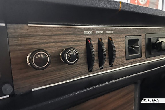 Volvo 142 20 of 25