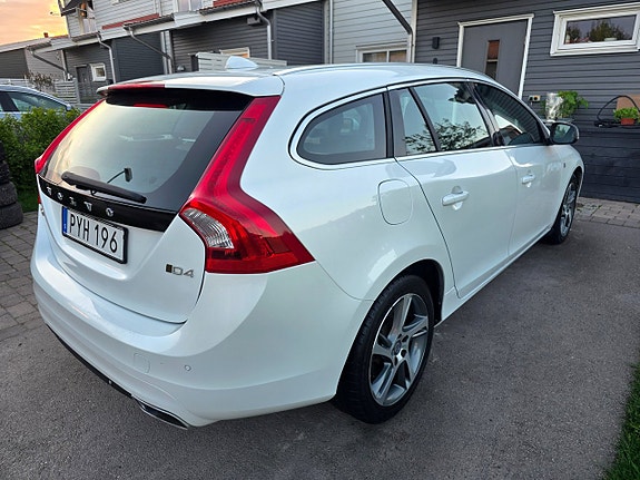 Volvo V60 5 of 5