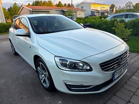 Volvo V60 6 of 29