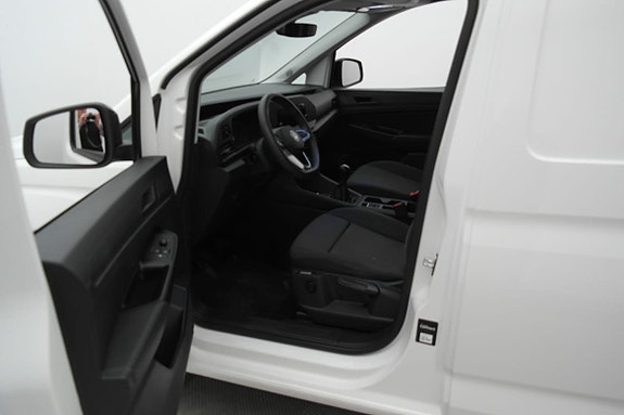 Volkswagen Caddy 24 of 26