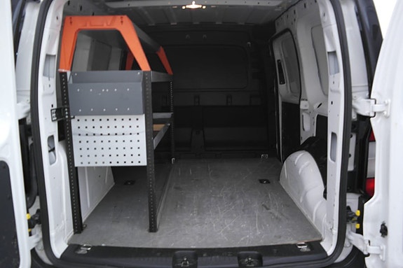 Volkswagen Caddy 25 of 26